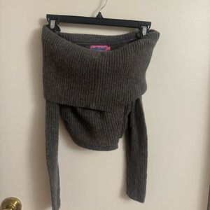 Edikted Gray Off-the-Shoulder Sweater